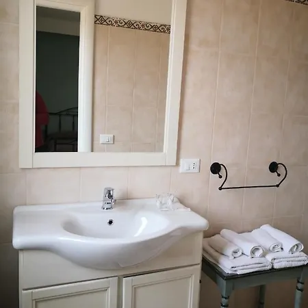 Da Alduccio 3* Vico Del Gargano